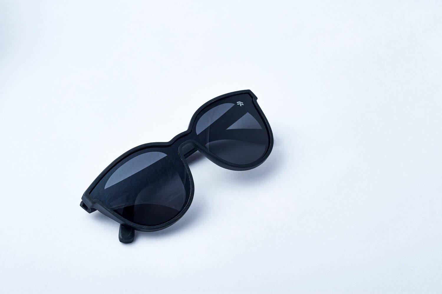 MALLORCA in black bamboo wood