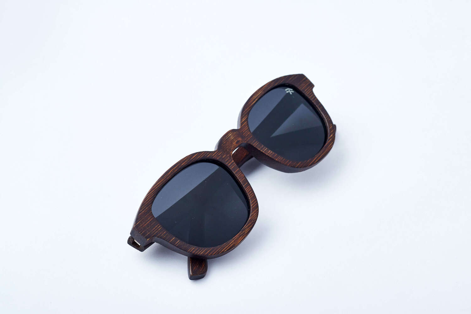 SANTORINI in bamboo wood