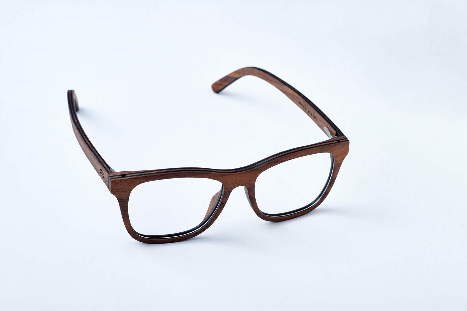 NEVERLAND prescription in layered walnut wood